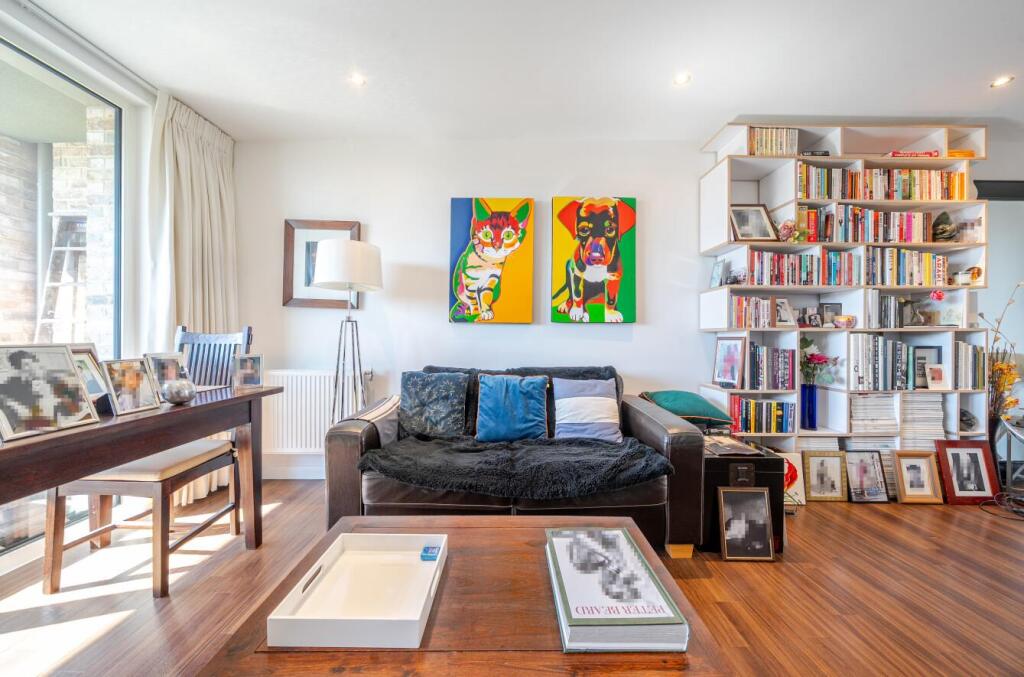 Davidson Frost-Wellings, DFW, Welford Court, Edgwa