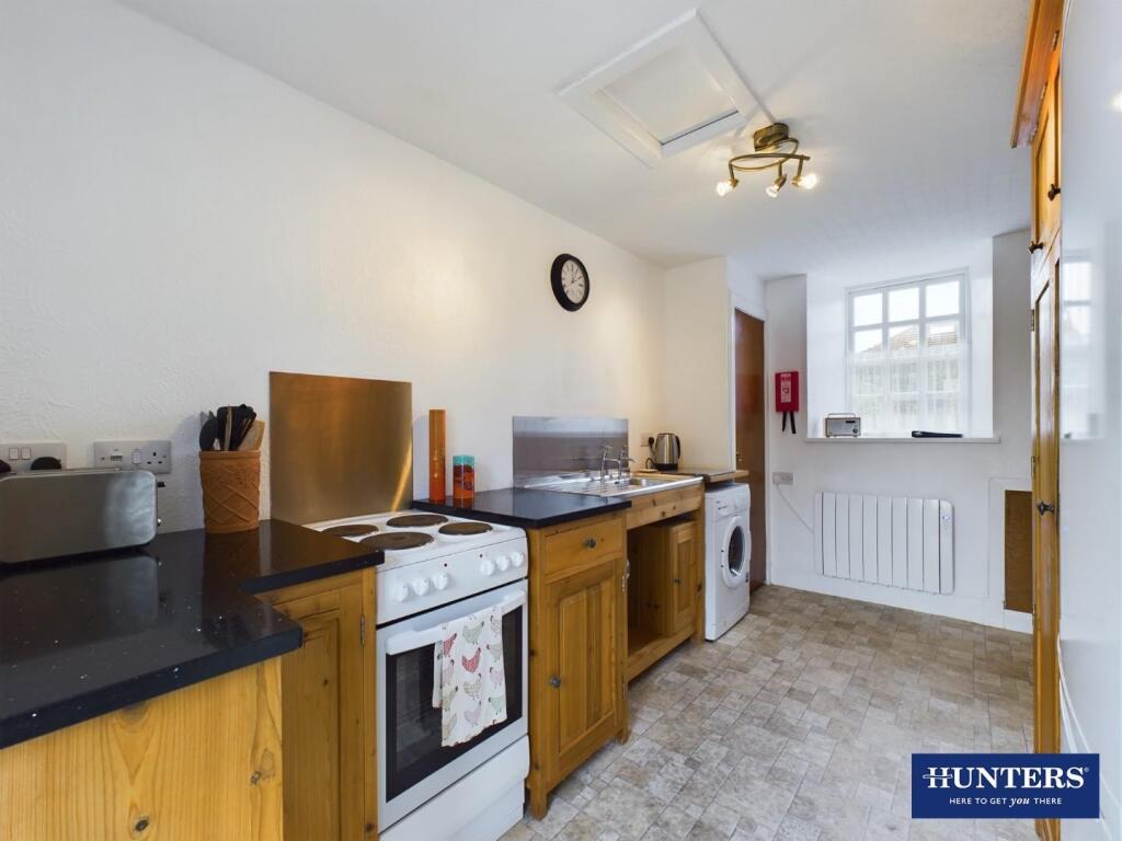 Coach House - Kitchen