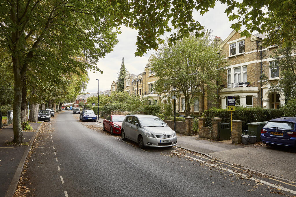 142992 - 220928 TMH 24A Lewisham Park, London_H...