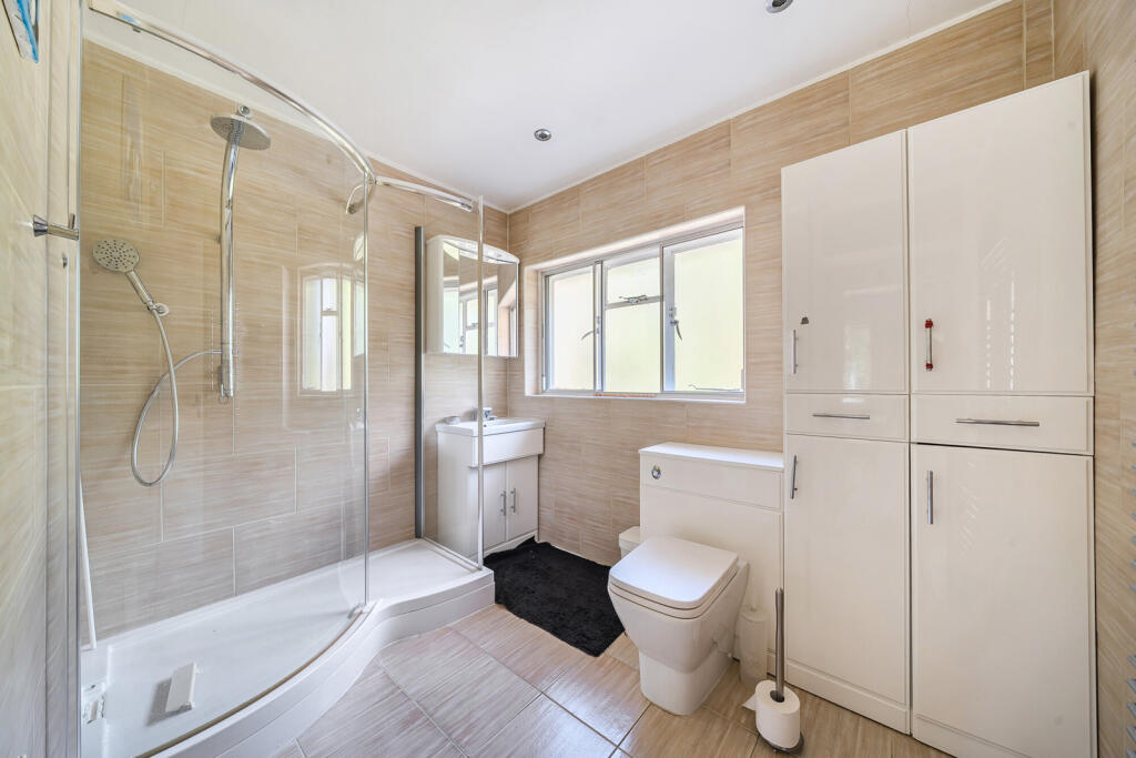 1349787-20-68baf3...