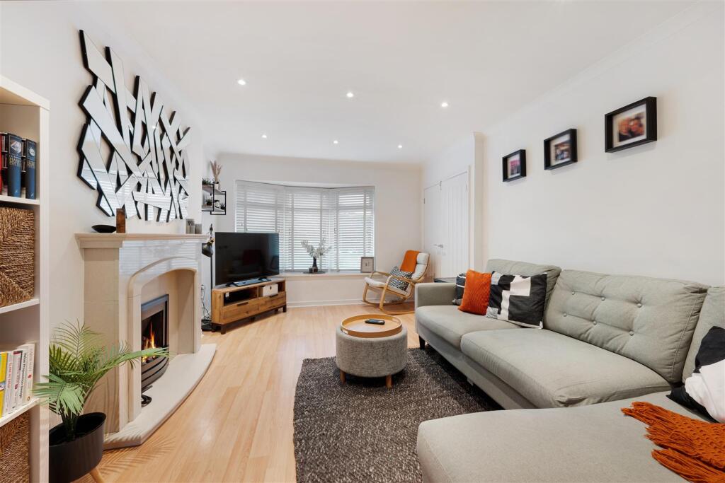 Sitting Room.jpg