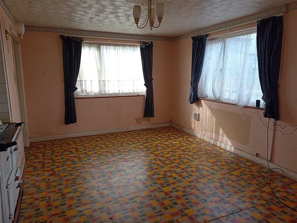 Dining / Sitting Room