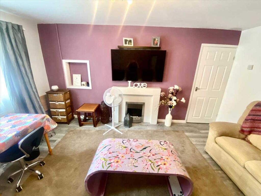 Lounge (First Floor)