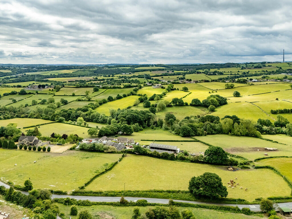 205FLDews-280525-...