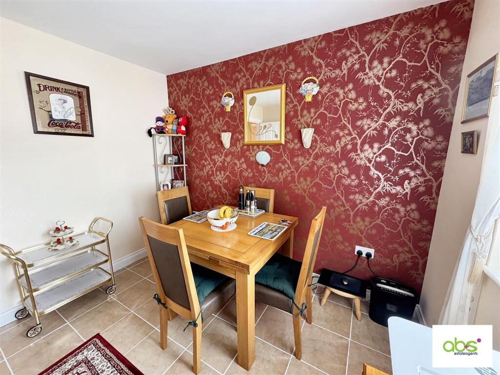 Dining Room or Bedroom 3