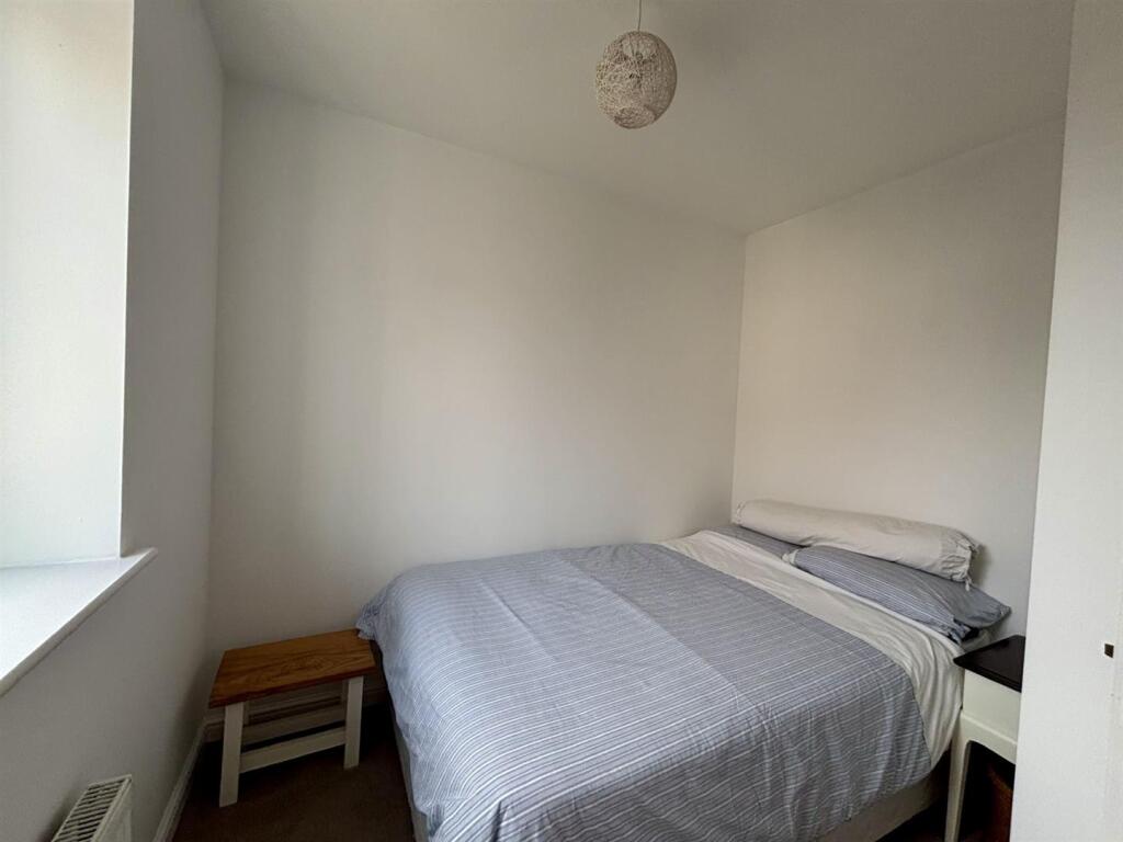 Bedroom 3.jpg