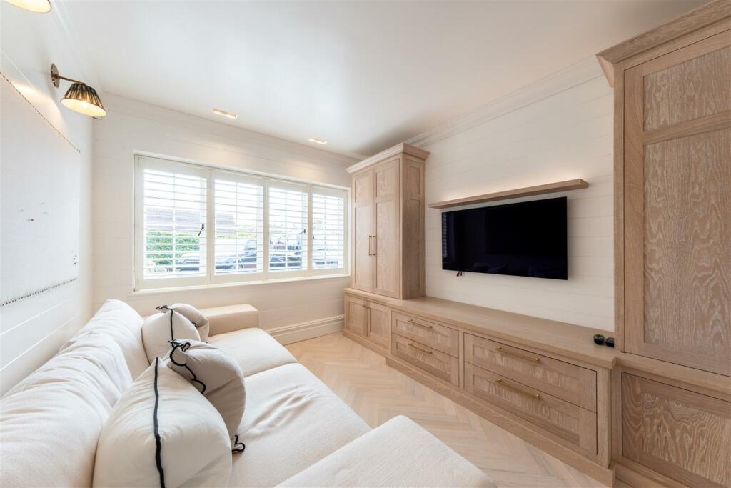 Penncarrow House-033.jpg