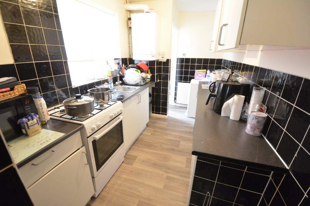 Fitted Kitchen: