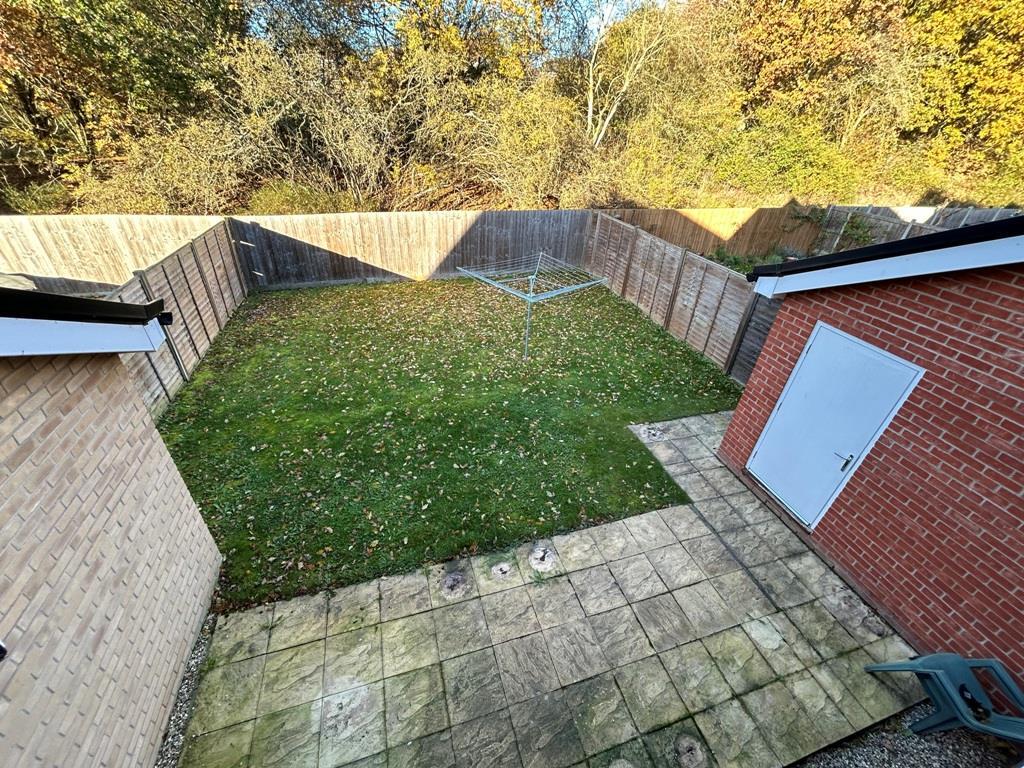 OUTSIDE (REAR)
