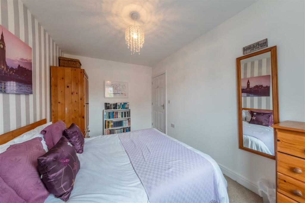 5 Flaxmere Way-014.jpg