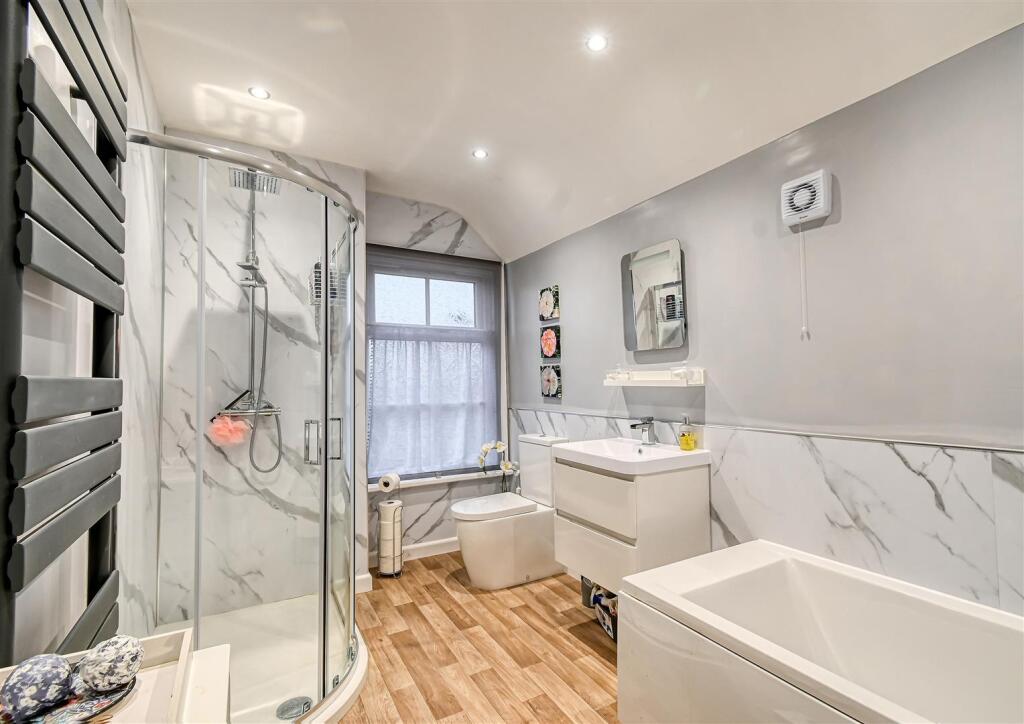 27 Innage Lane-04.jpg