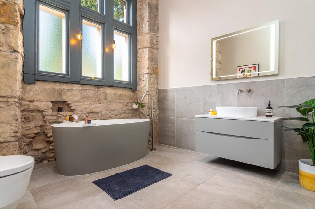 Family bathroom