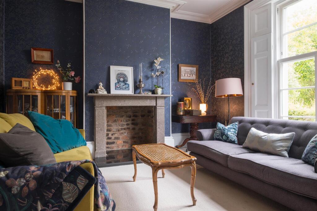 untitled (8 of 44).jpg