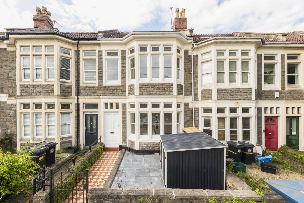 Fishponds Road, Fishponds