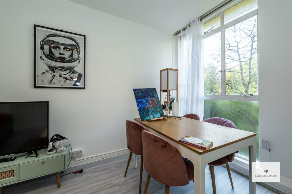 Caernarvon House 23-002 HR - HPA.jpg