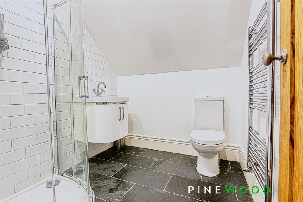 BED 2 - ENSUITE SHOWER ROOM