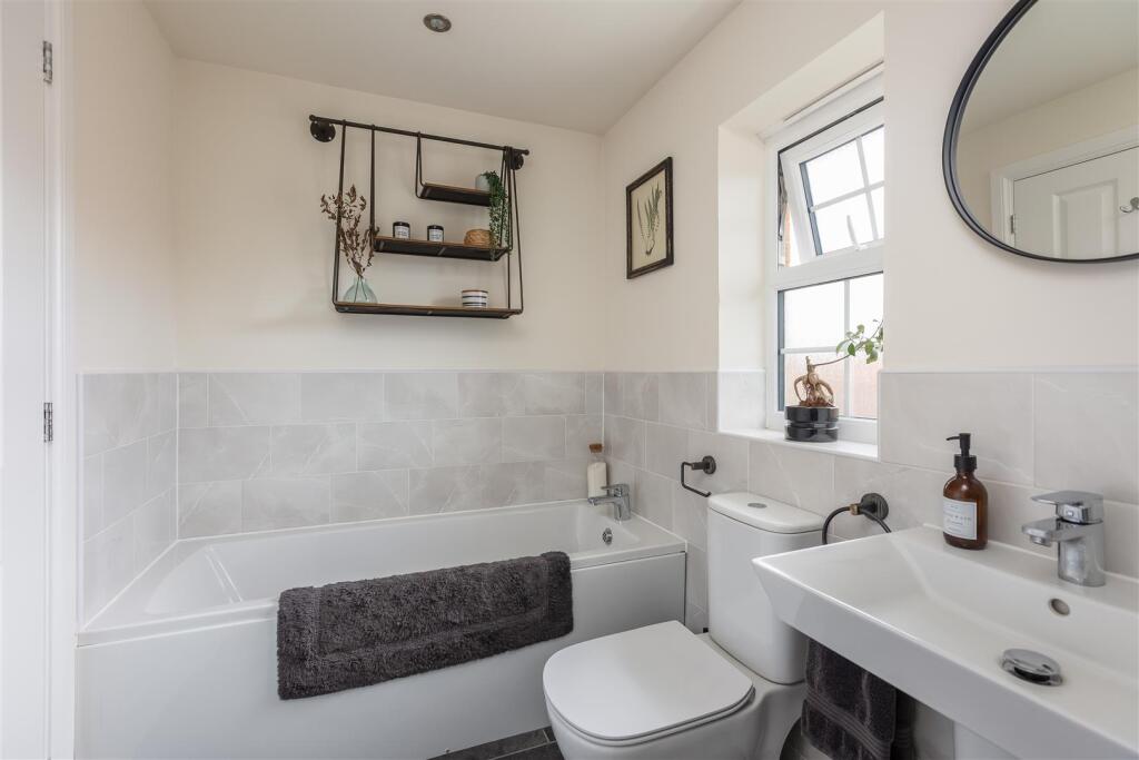 Dove Road 20 Bathroom-2.jpg