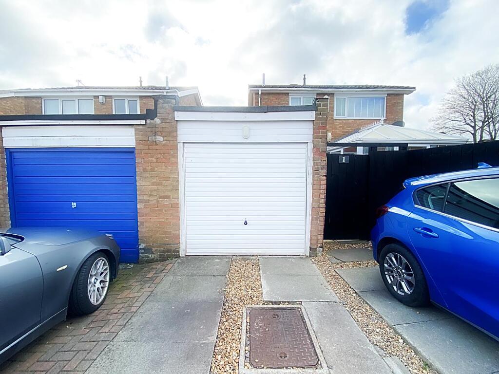 Garage &amp; Parking