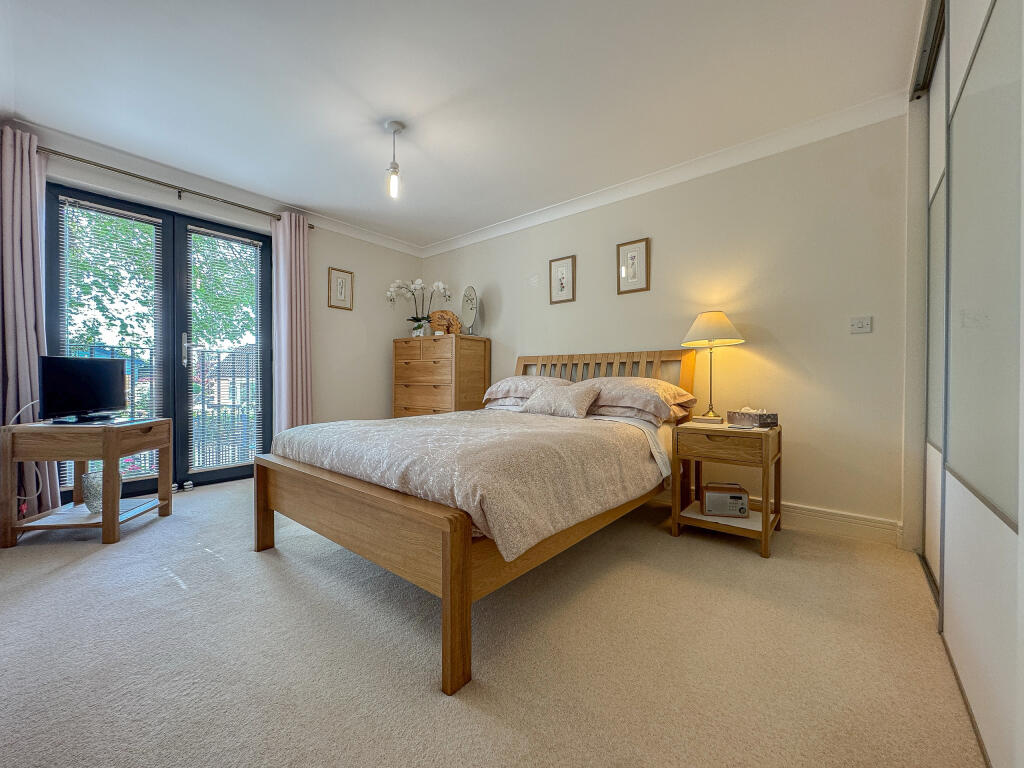 Bed 1 (2)