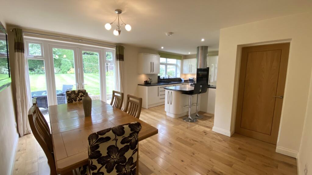 Kitchen/Dining Room