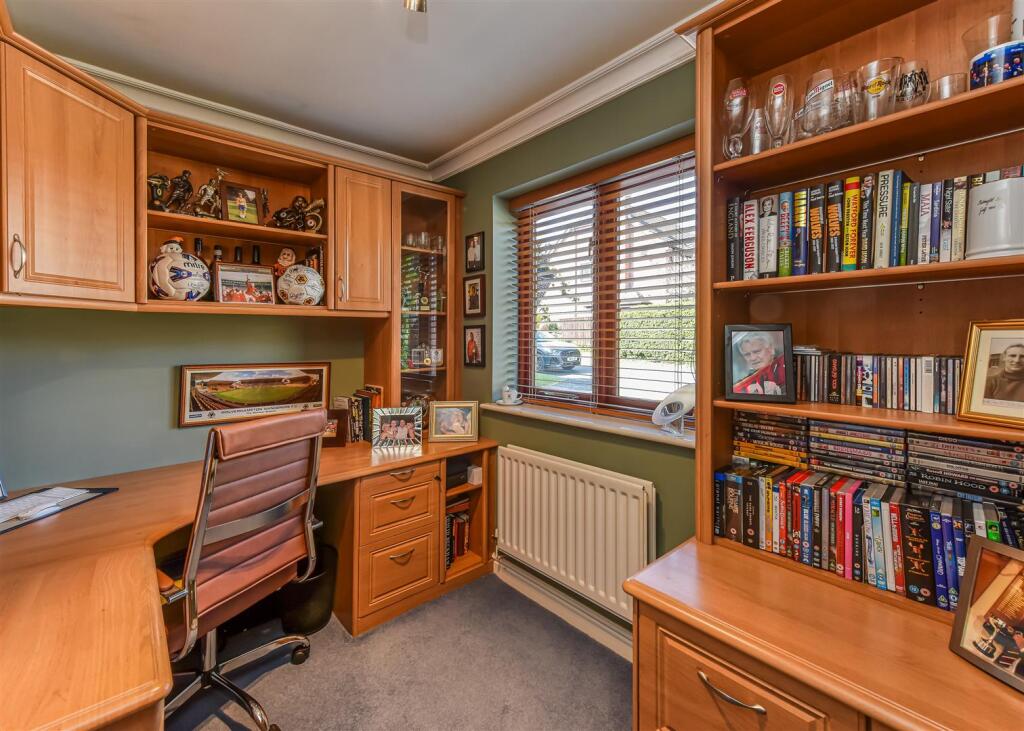 5 Hellier Drive-Office.jpg