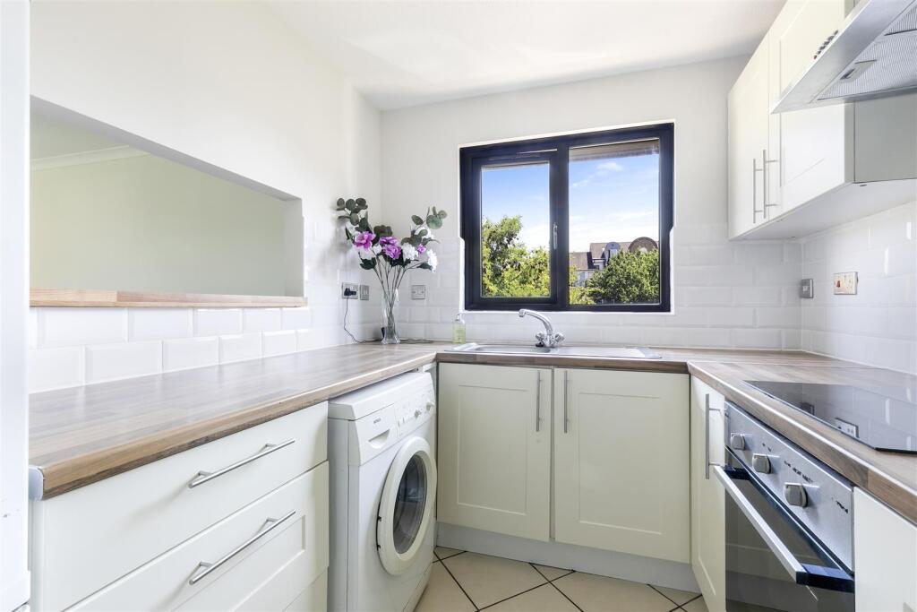 TURNPIKE LANE 5 - (7).jpg