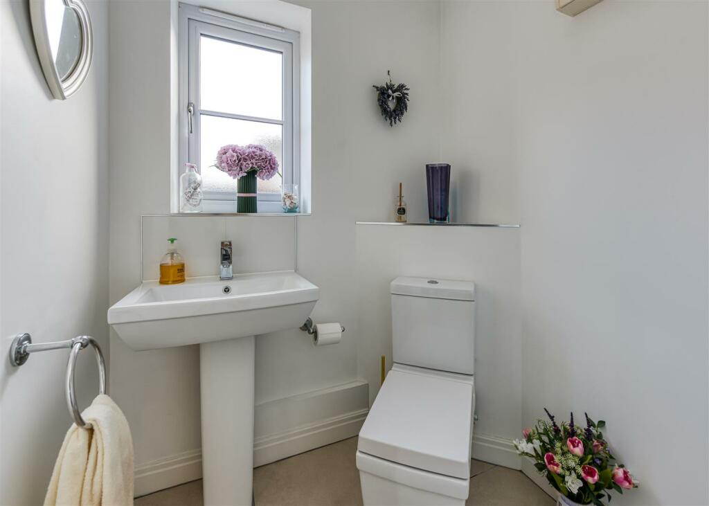 41 Kings Road-cloaks.jpg