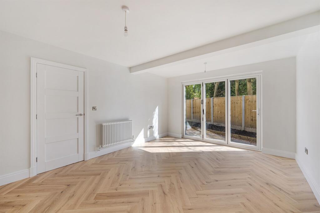 Family Room/Occasion