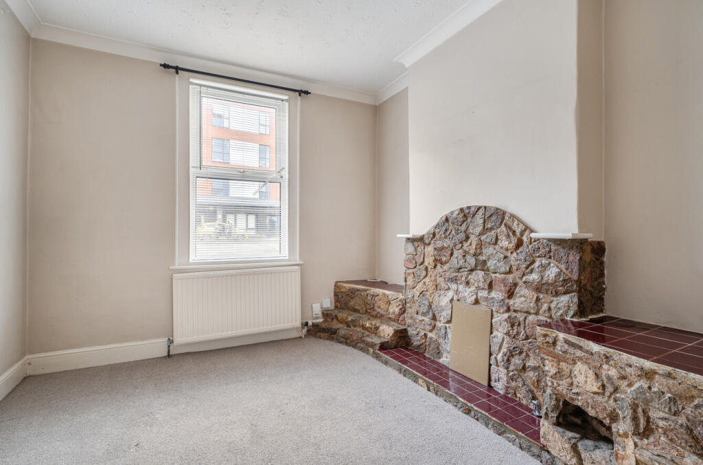 1355817-10-68cbf2...