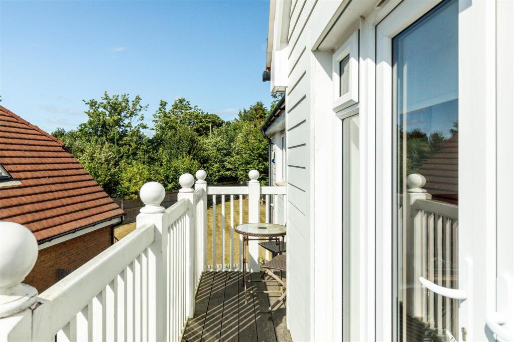 18 The Coppice-9.jpg