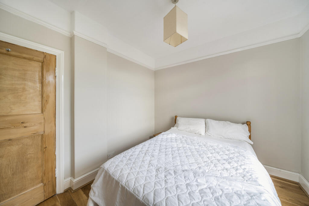 1359831-11-68d3df...