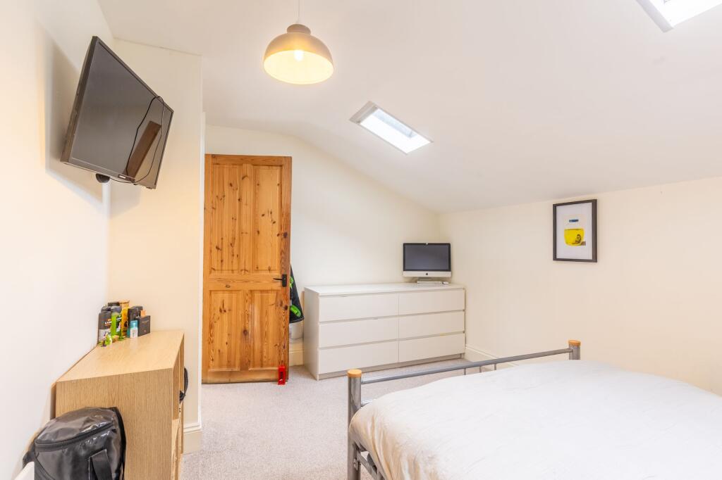 First Floor | Bedroom 2