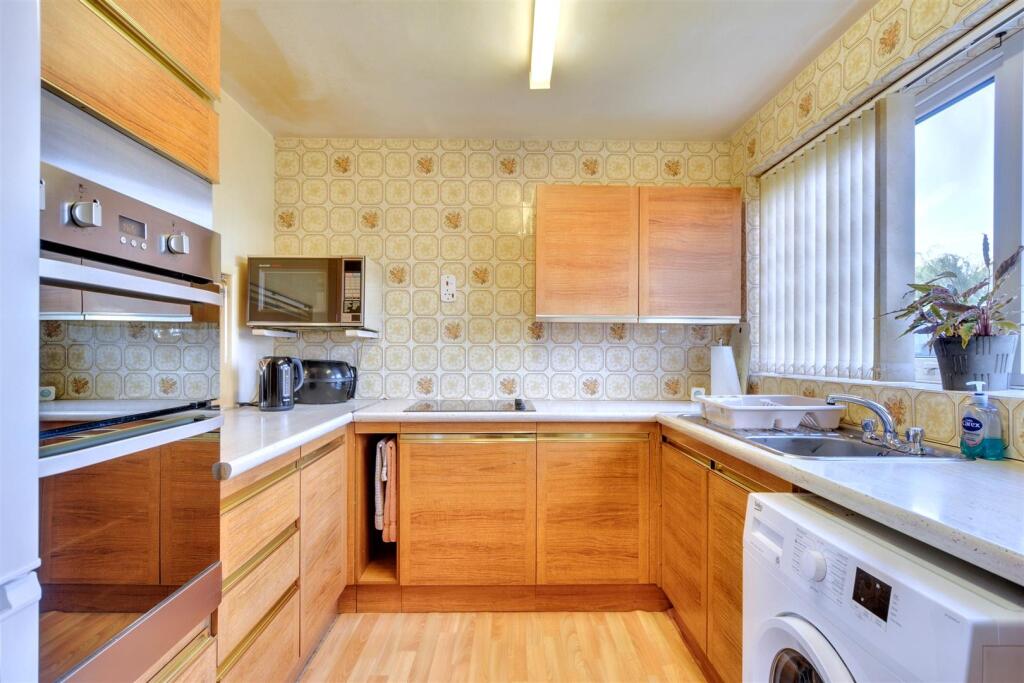 Kitchen (3).jpeg