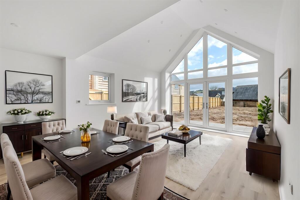 Living &amp; Dining Room 2.jpg