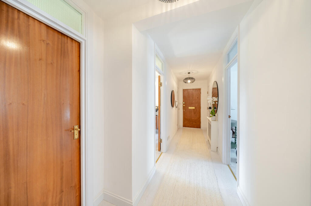 12-681e346f6ab09-...