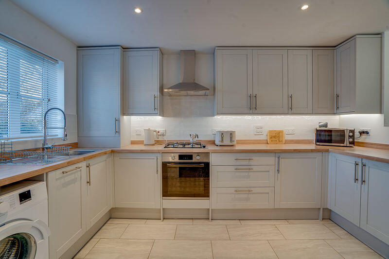 Kitchen (2)