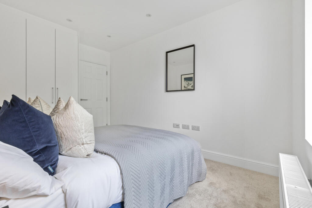 1-Bedroom Show Apartment