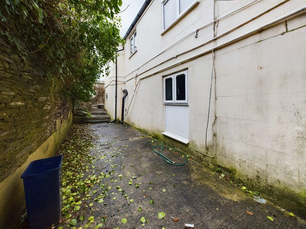 CAM03974G0-PR0101...