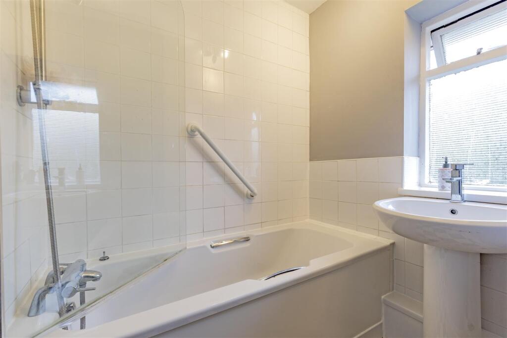 Bathroom-1.jpg