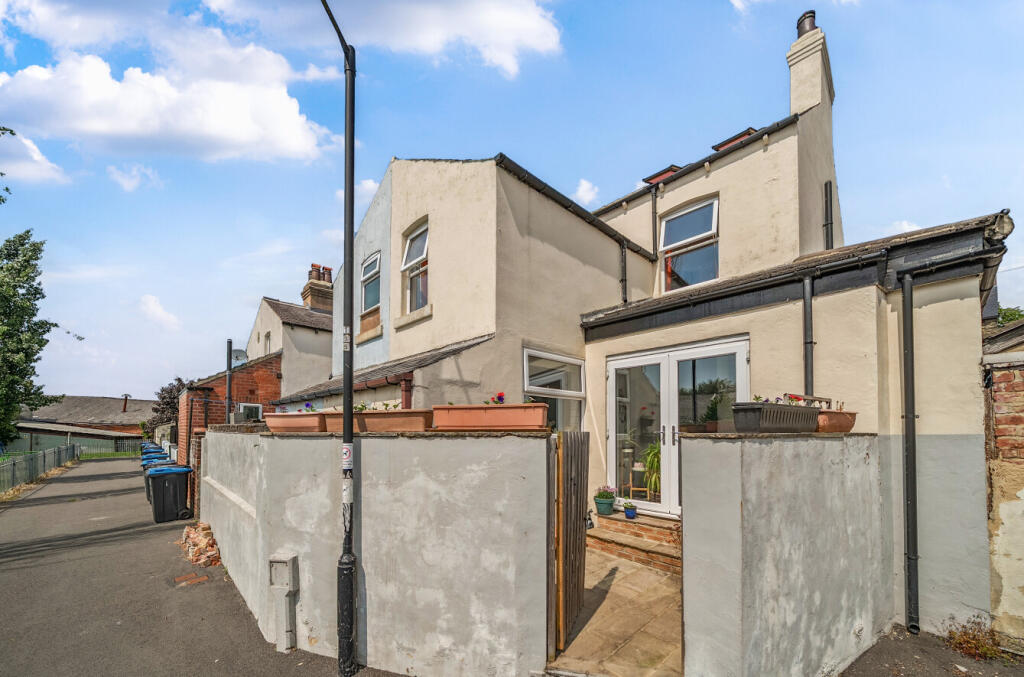 1307012-9-68501af...