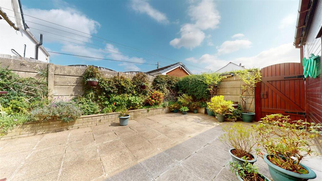 Liverpool Road Rear Garden