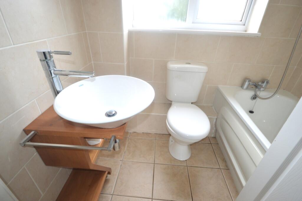 Bathroom/Shower Room