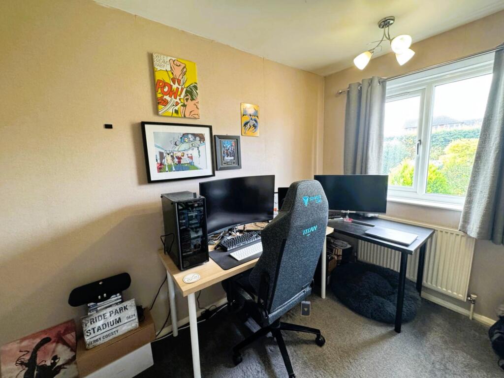 Photo 12