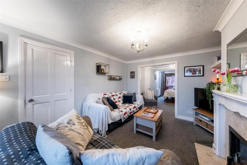 57 Oathills Drive-013.jpg