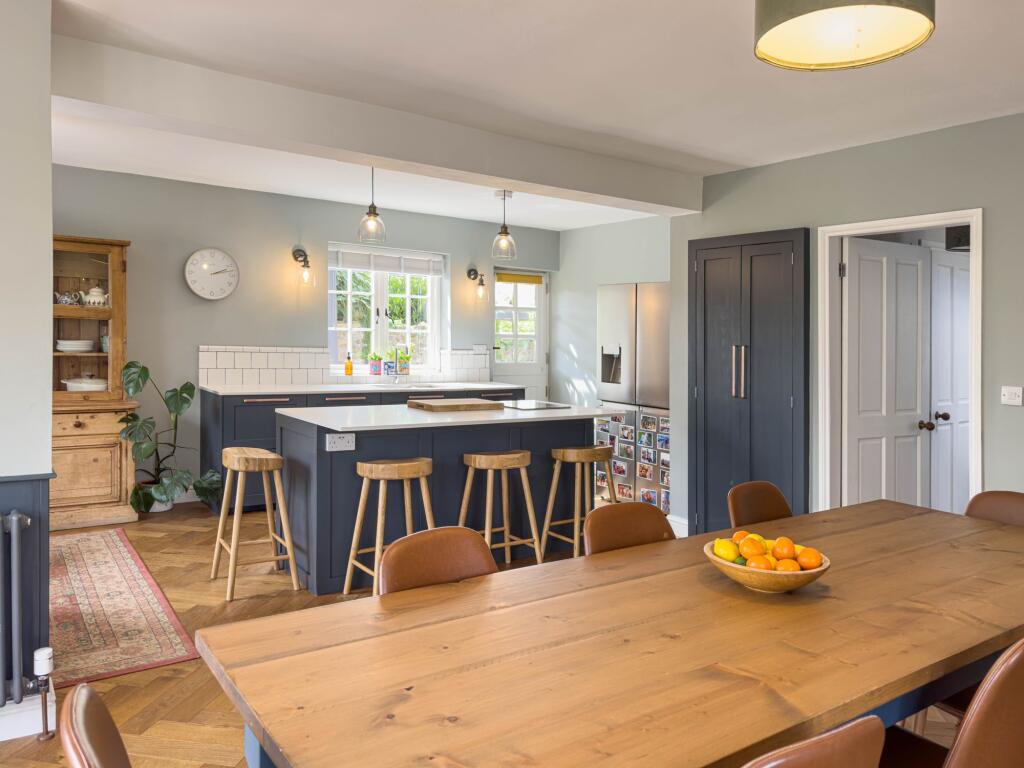 Dining Kitchen
