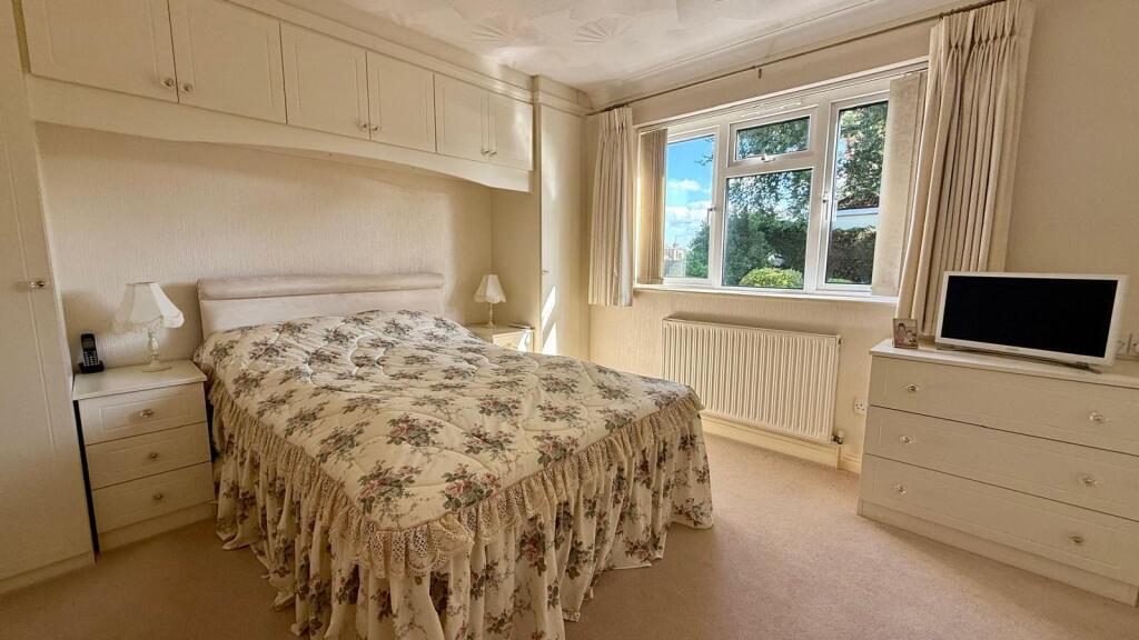 7 Bedroom 1.jpg