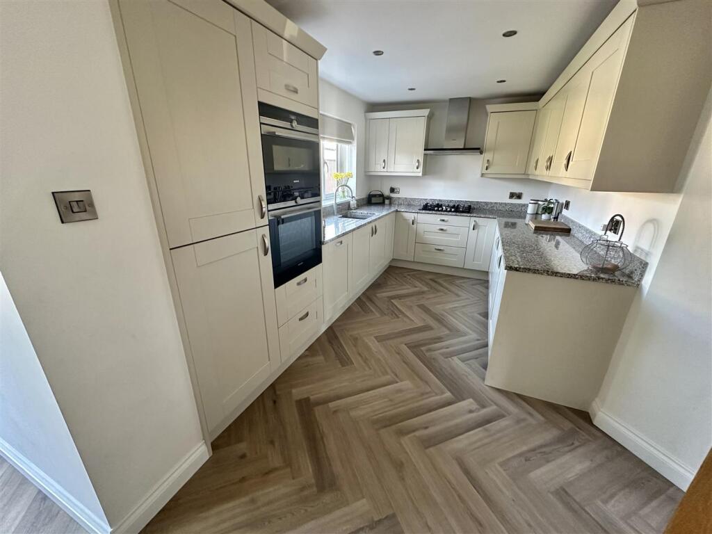Bramleys Estate Agents - Meadow Drive - Liversedge