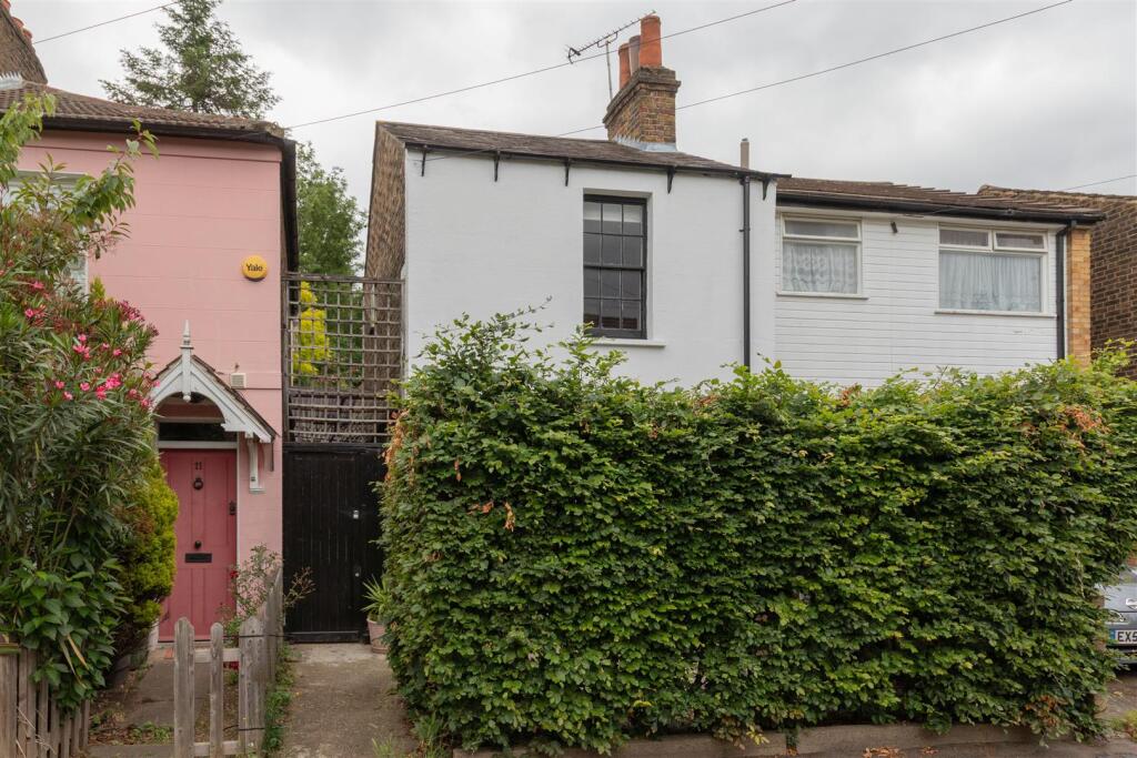 Eden Road, E17