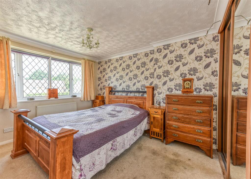 20 Wombourne Road-Bedroom 1.jpg