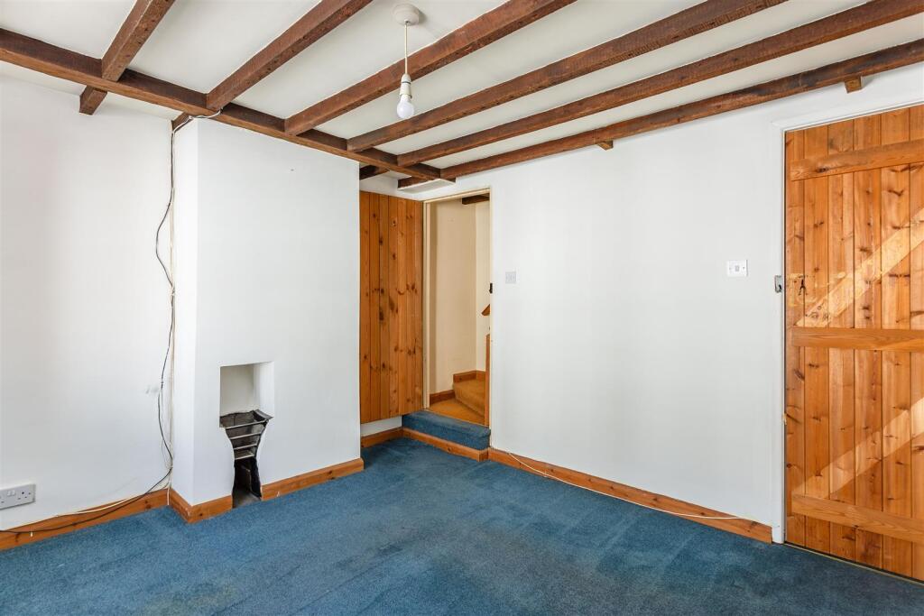 Attic2.jpg